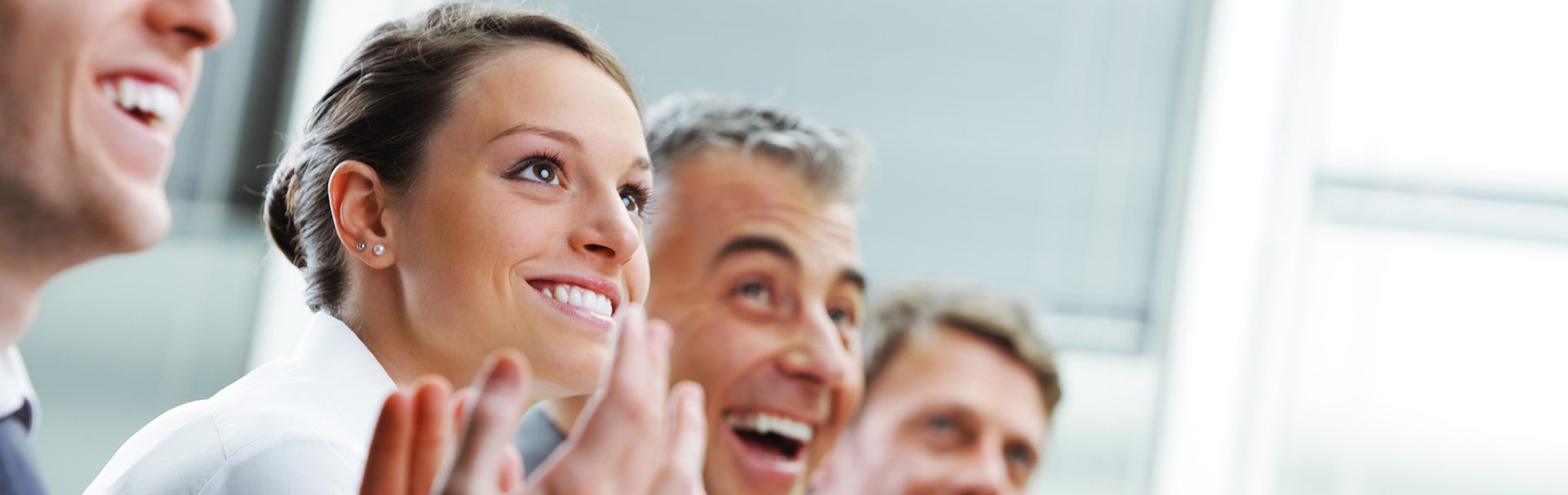 Bild von Mitarbeitenden bei einem Firmenevent.