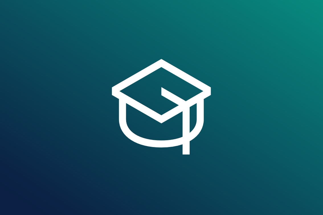 Icon showing a graduation hat.