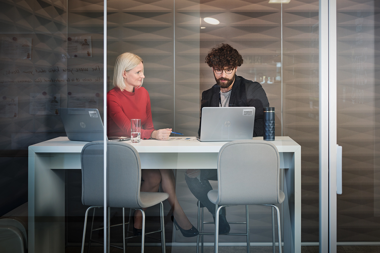 Two colleagues having a meeting