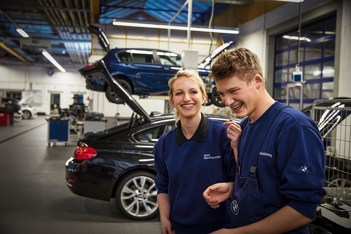 Bmw Autoteile Und Freie Kfz- Meisterwerkstatt Personenkraftwagentechnik