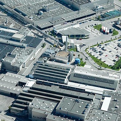 Das BMW Werk Dingolfing aus der Vogelperspektive.