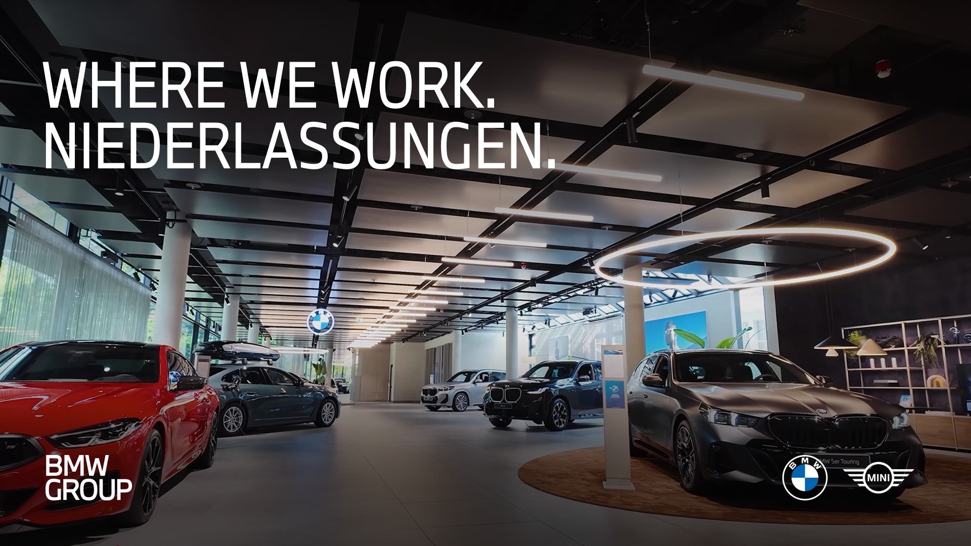Aussenansicht einer BMW Niederlassung. Einblick in die BMW Niederlassungen.