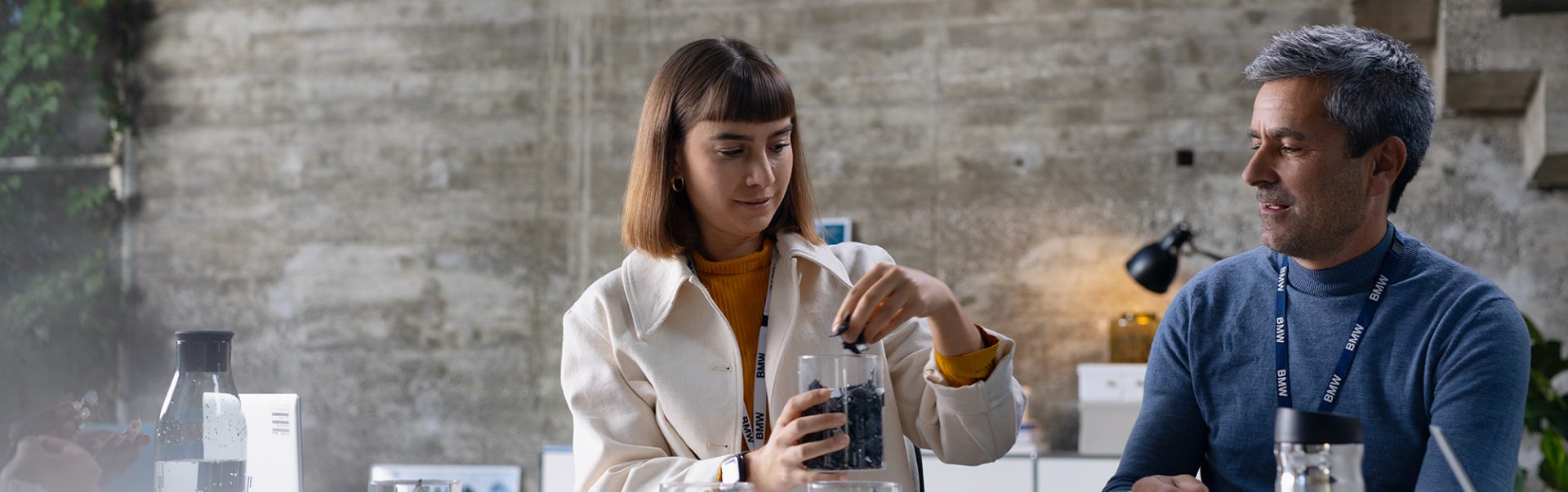 Two employees for sustainability and environment at the BMW Group are researching on sustainable materials.