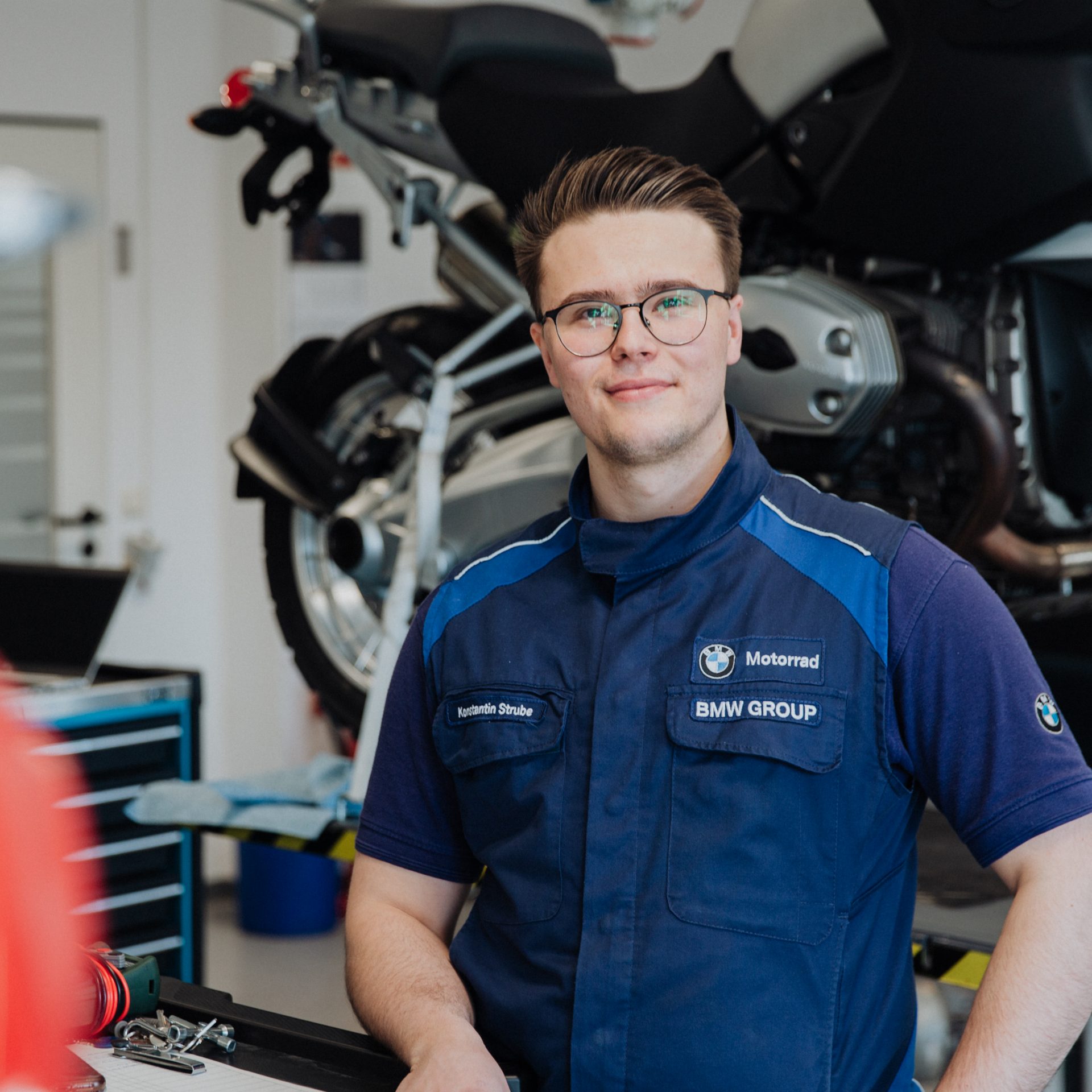 A Trainer for Digitalisation Technology at the BMW Group.