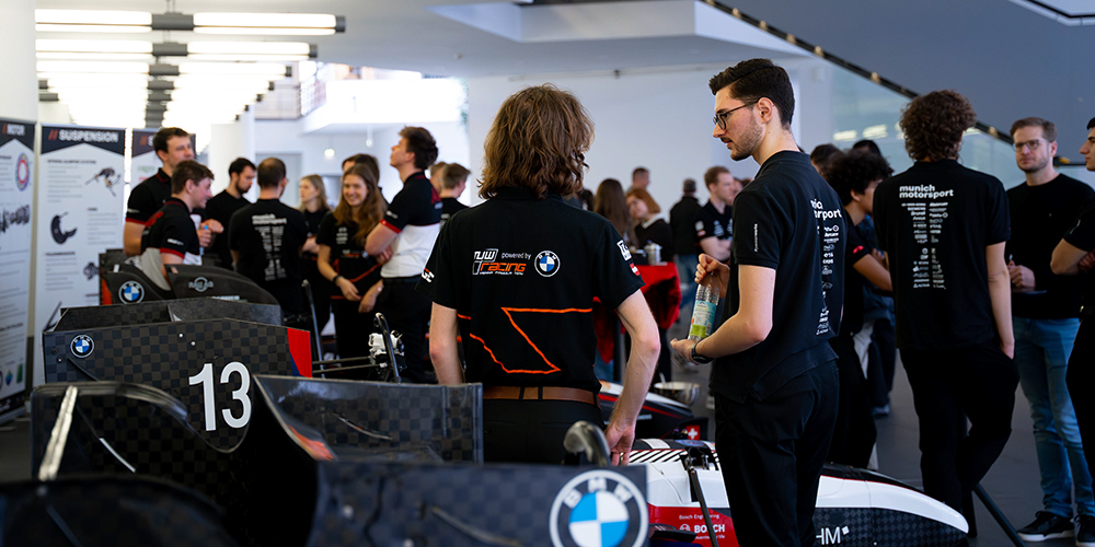 Impressionen von einem Event für die Formula Student im BMW Forschungszentrum
