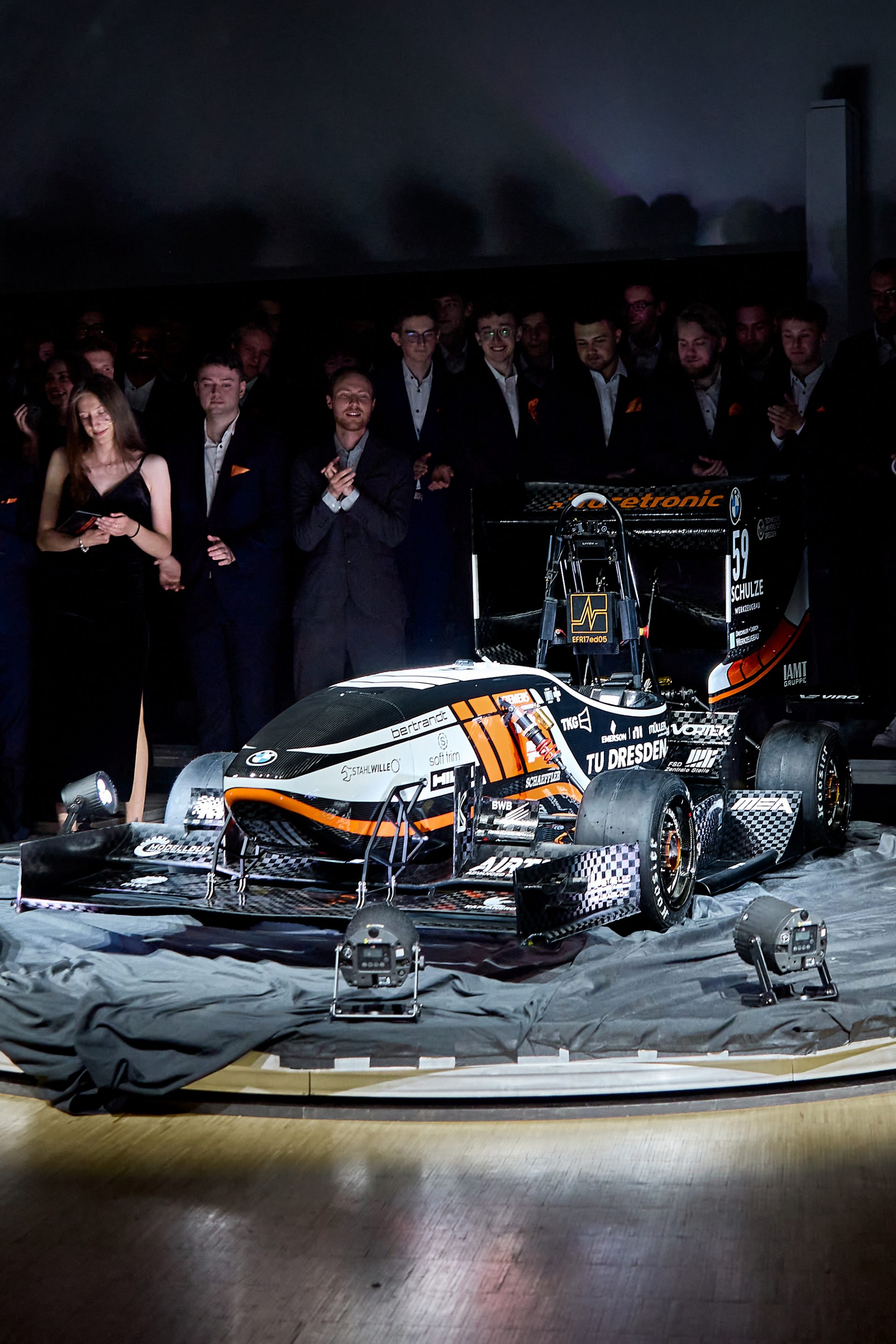 Presentation of the vehicle by Elbflorace.e.V.