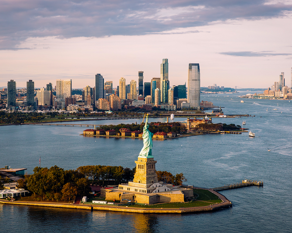 A picture of the Statue of Liberty