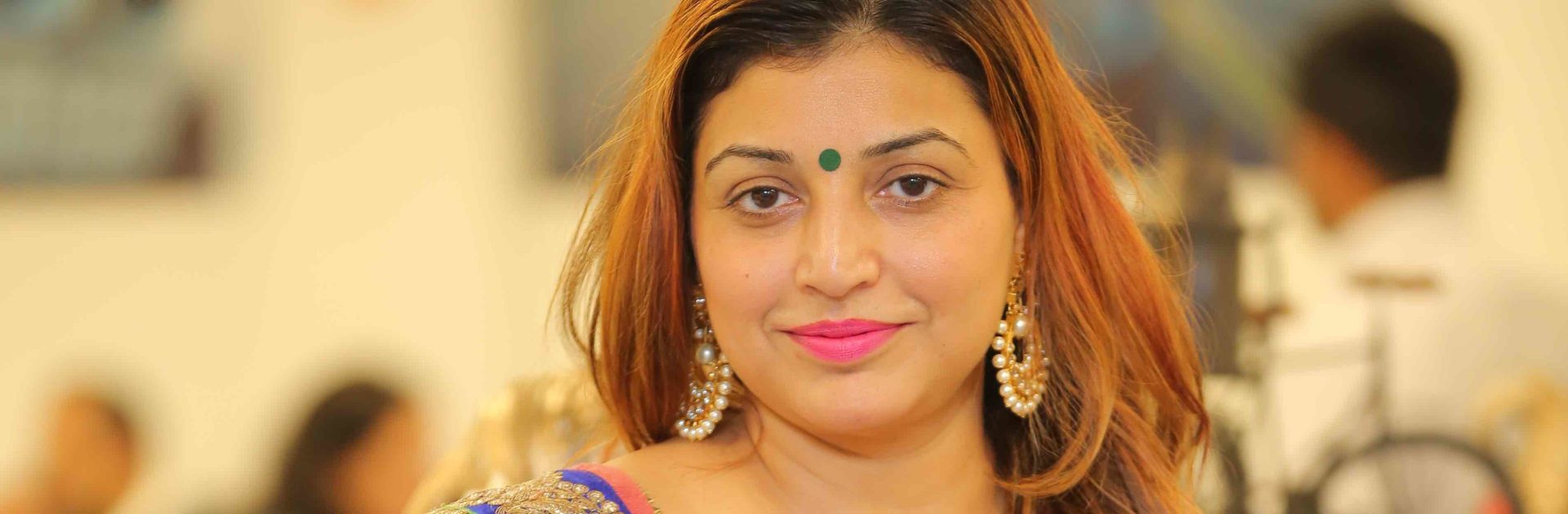This picture shows Anjali- who works at BMW.