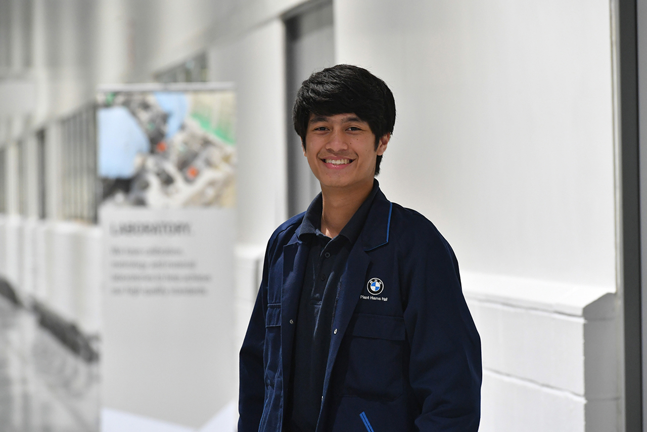 bmw-careers-uk-students-adrian.jpg