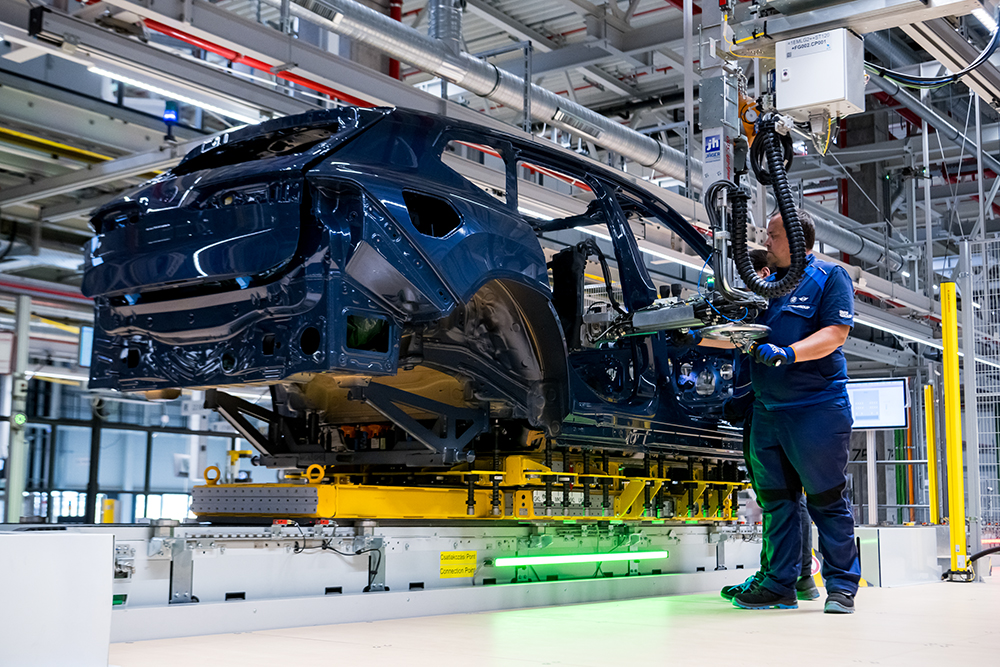 BMW Group assembly worker at work