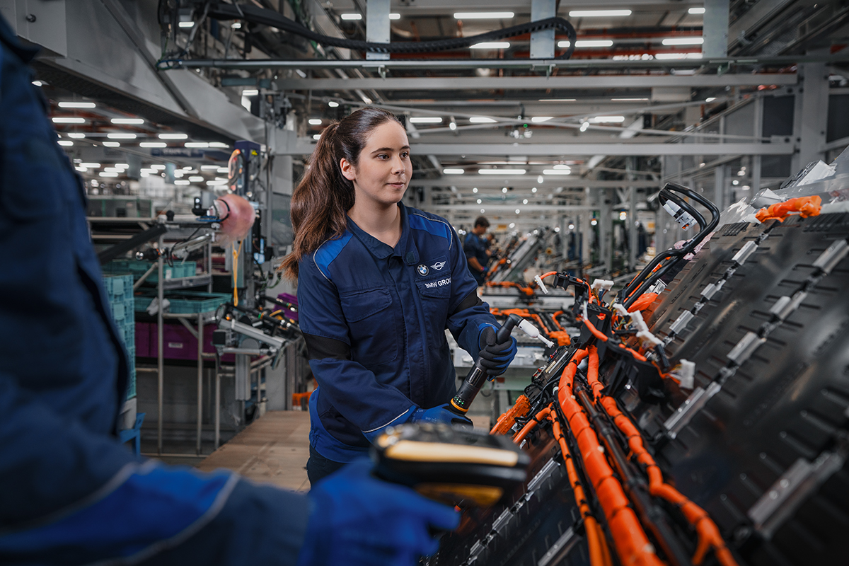 Assembly worker