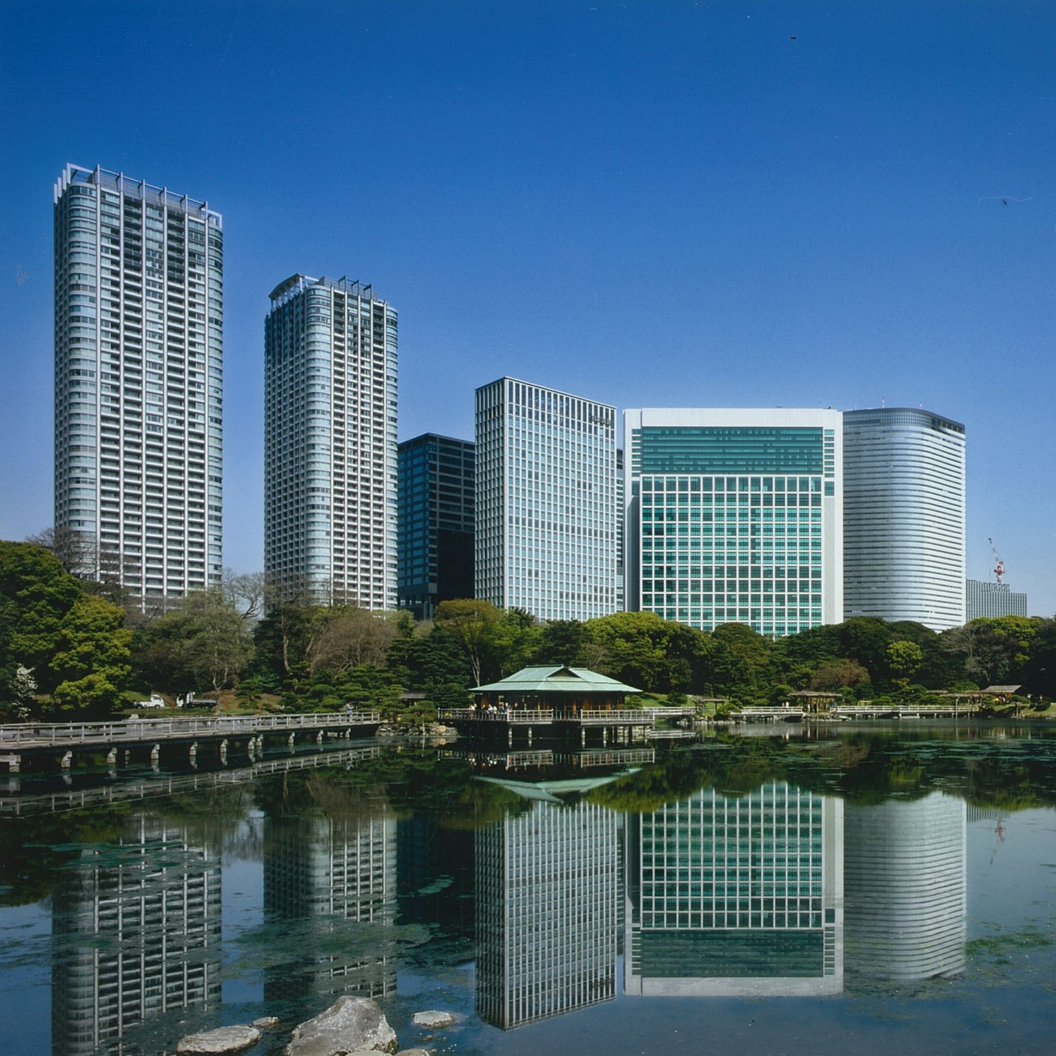 BMW Japan Finance Corp. Office