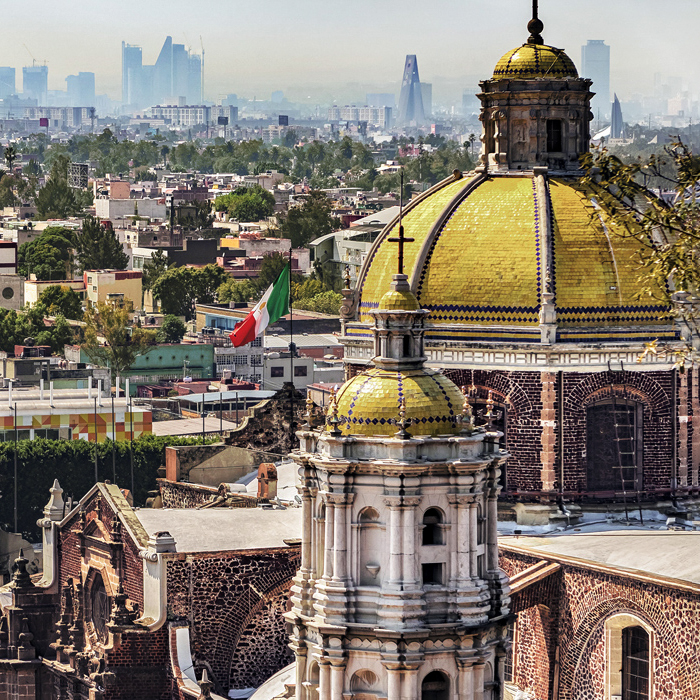 The picture shows Mexico City.