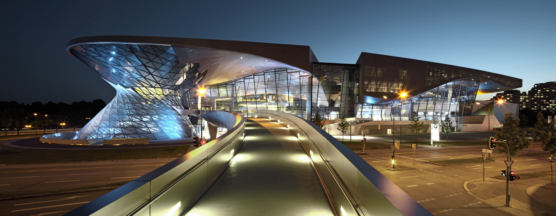 BMW Welt - Exterior view (east side) (03/2011)