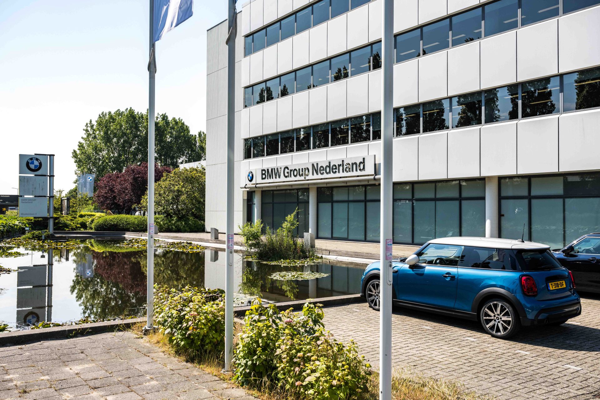 BMW Group Netherlands.