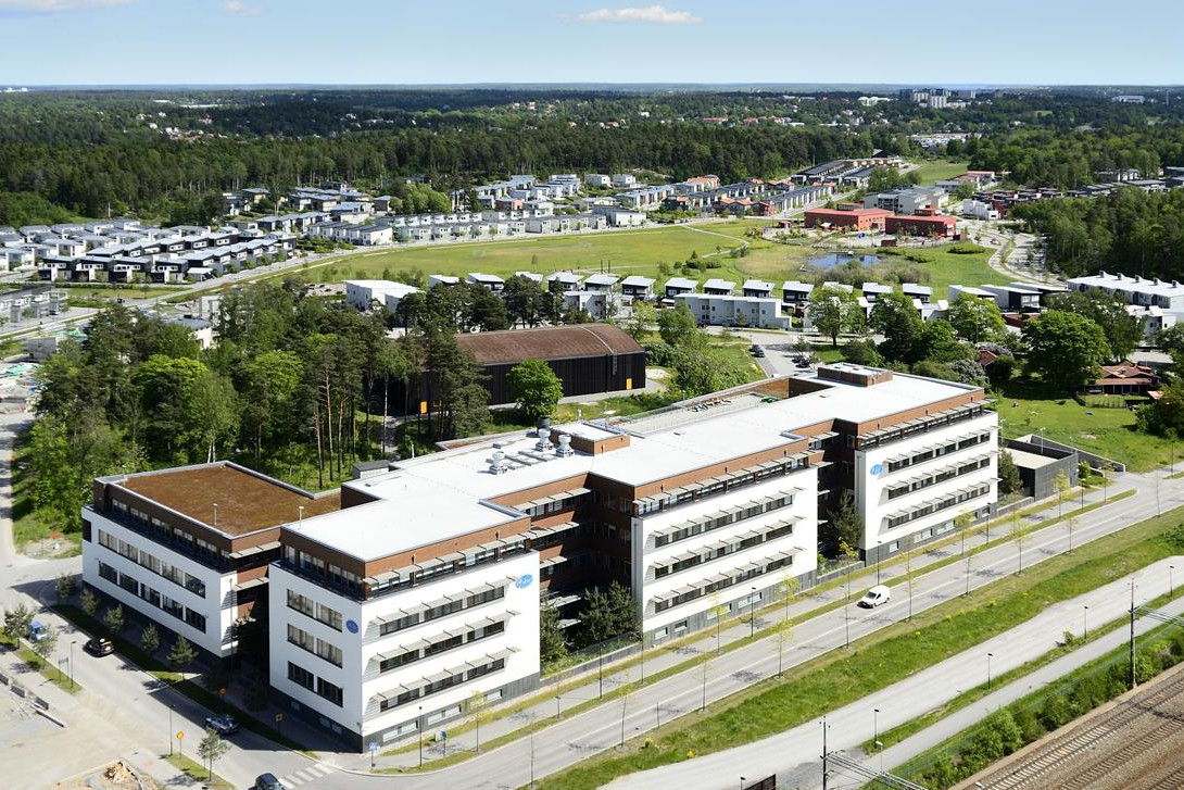 This picture shows the outside-view of a BMW office in Sweden.