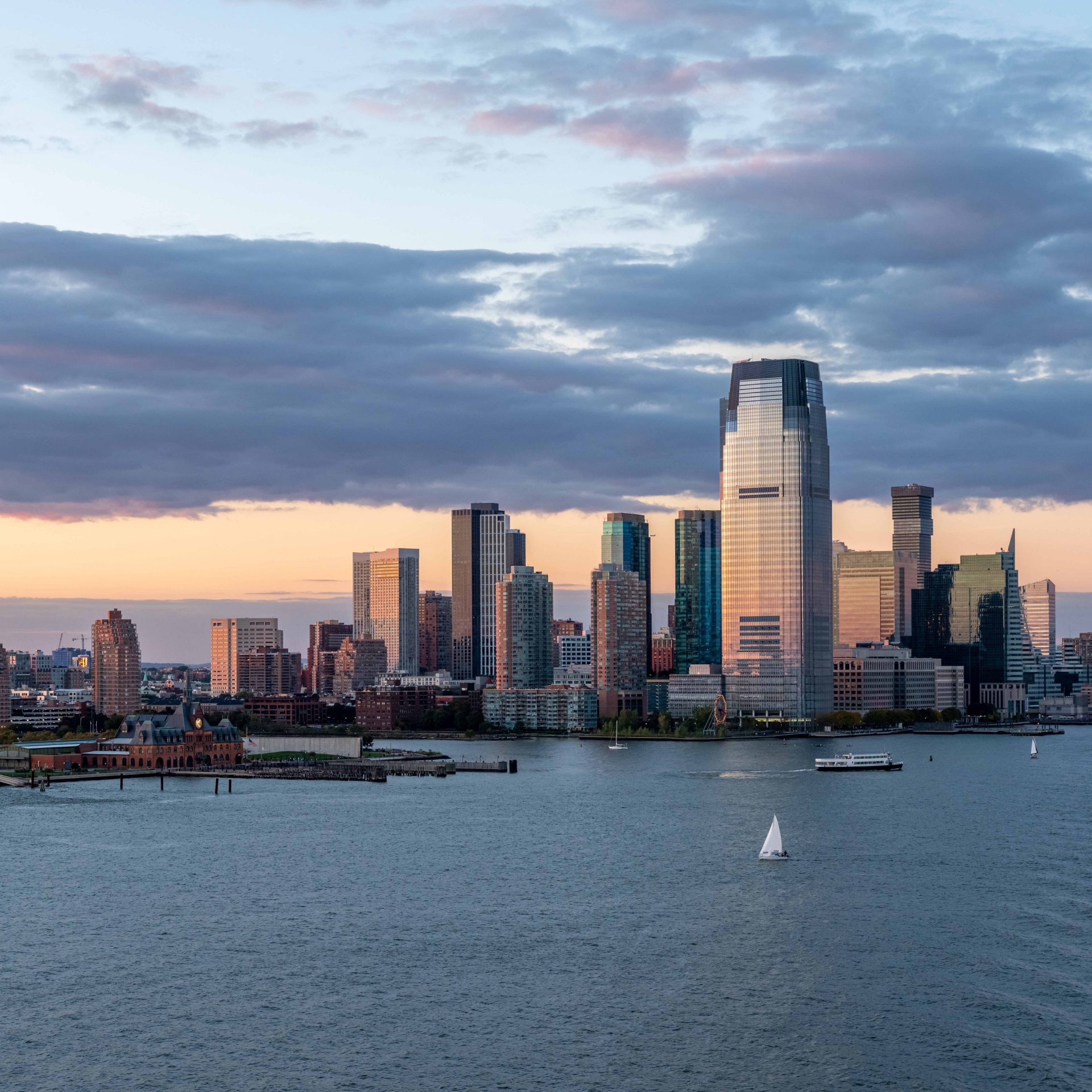 The picture shows the skyline of New Jersey.
