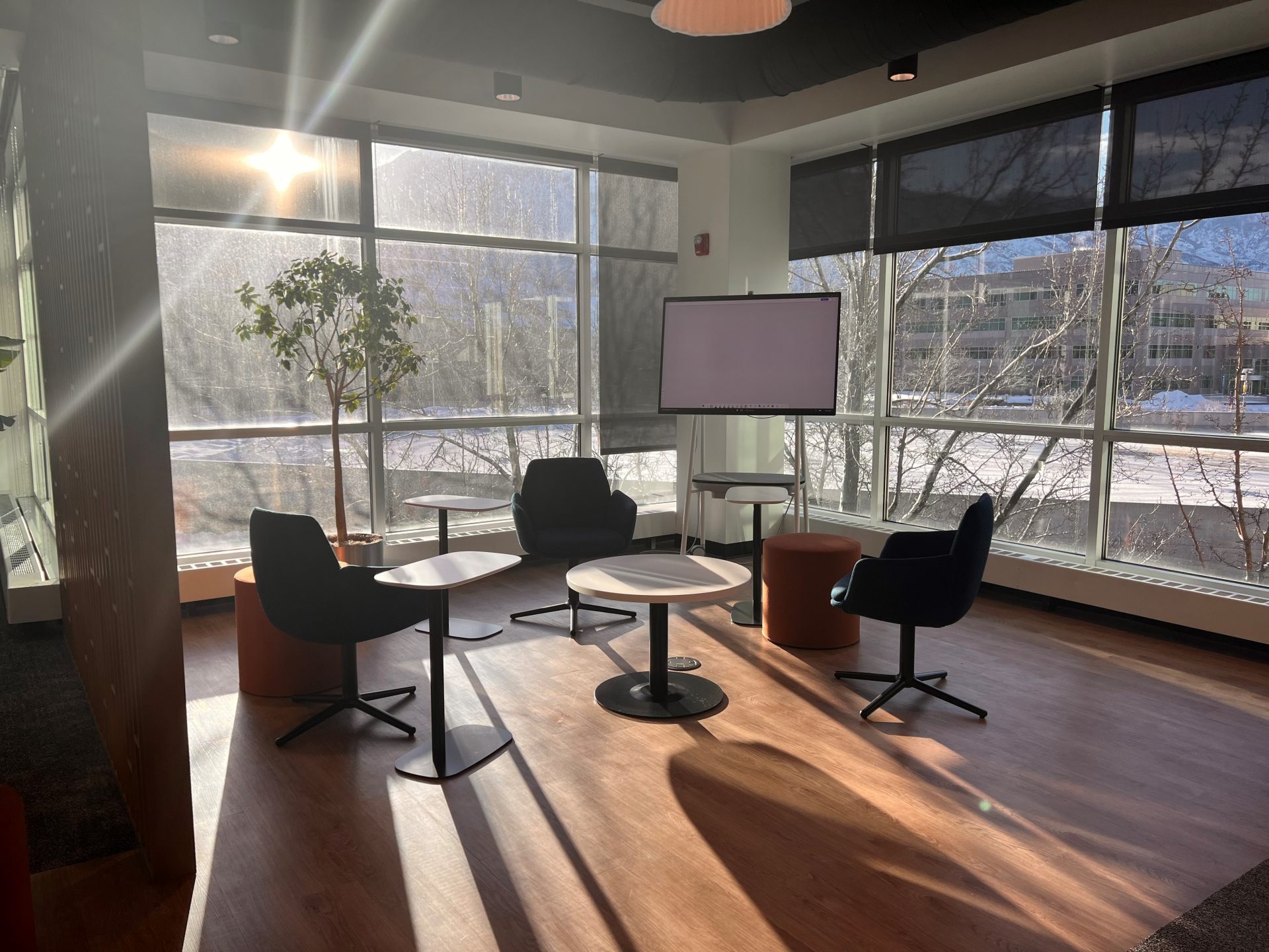 Collaboration area in the BMW Salt Lake City office.